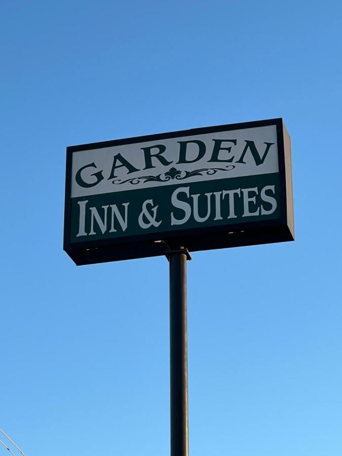 Garden Inn & Suites Metter Buitenkant foto